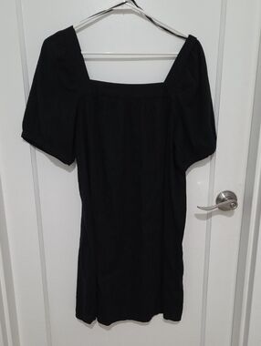 Old Navy Black Square-Neck Puff Sleeve Dress